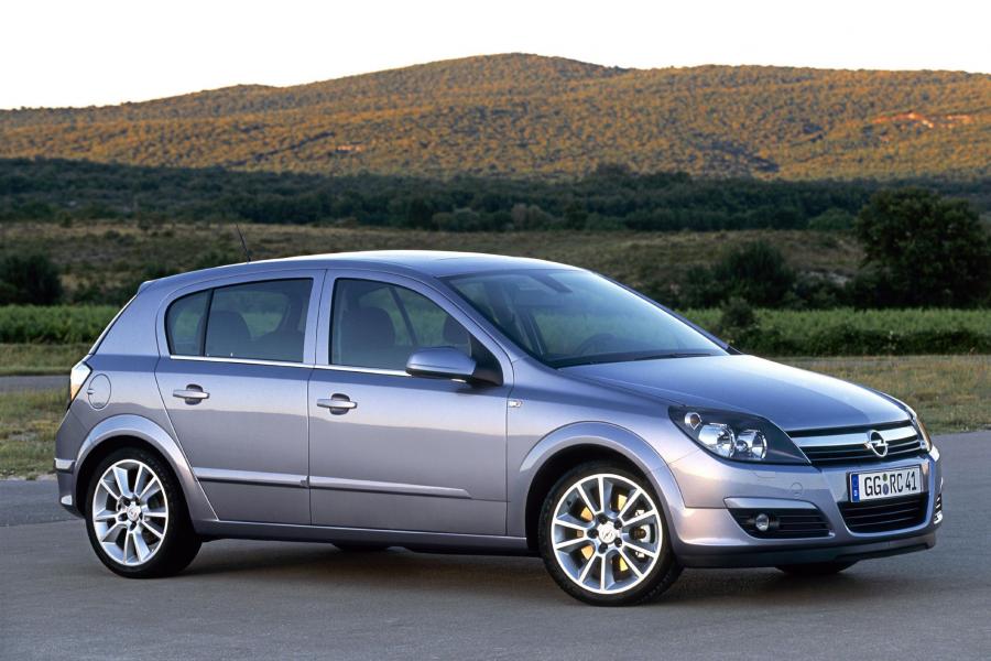  Opel Astra 2005 года  (фото 86 из 141)